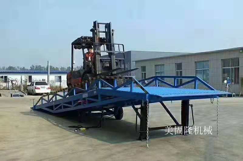 澄迈移动式登车桥价格